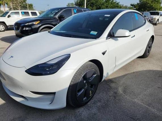 TESLA MODEL Y 2021 5YJYGDEE1MF189047 image